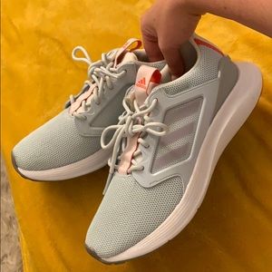 adidas cloudfoam sneakers never worn